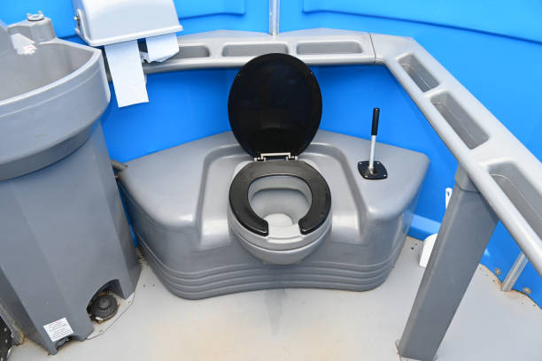 Portable Toilet Options We Offer in Falls Creek, PA